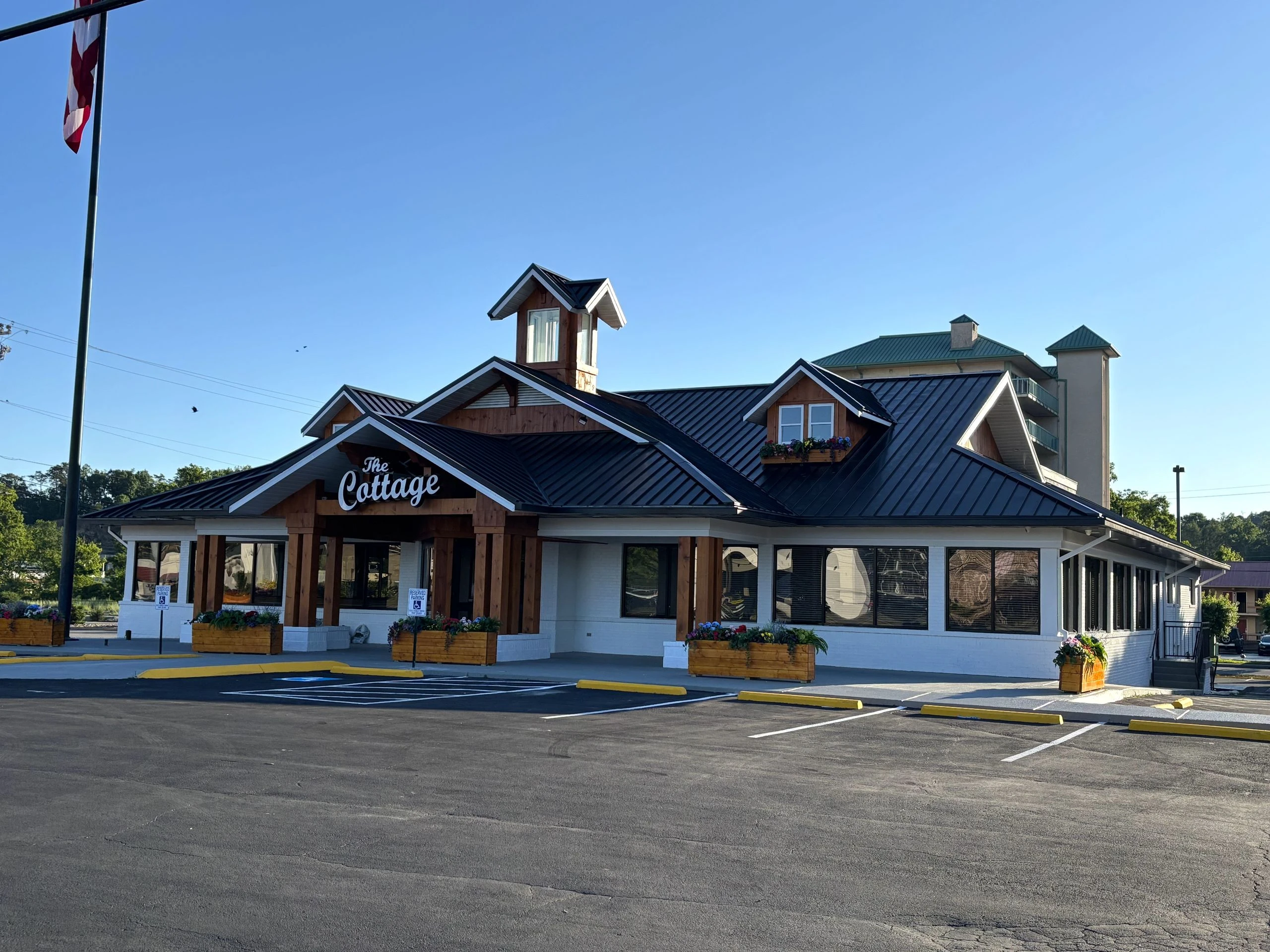 the cottage pigeon forge tn