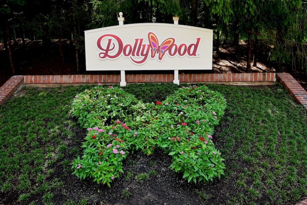 4 Great Ways to Stay Cool During a Summer Visit to Dollywood Theme Park