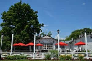 Applewood Farmhouse Restaurant in Sevierville TN