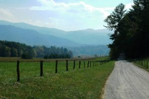 cades cove loop with mountains in the background