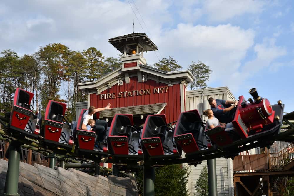 5 of the Best Rides in Dollywood You Have to Try