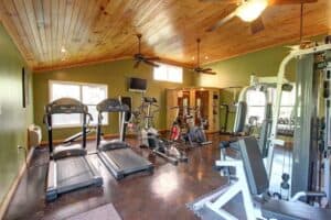 fitness room at Appleview River Resort