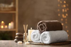 towels and other massage supplies 